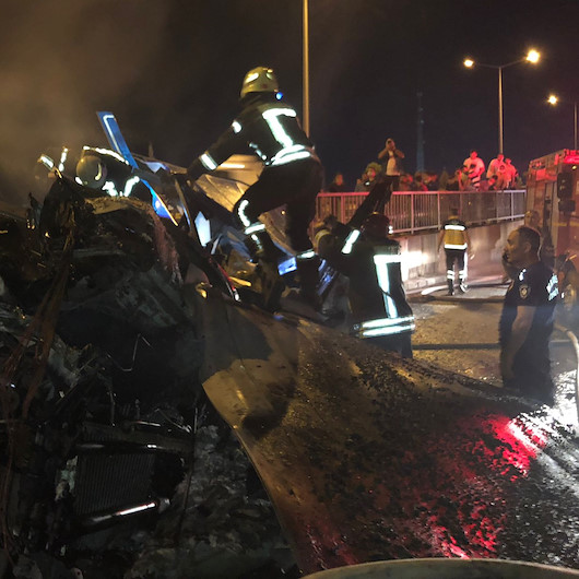 Manisa'da korkunç kaza: Alev alan kamyonun sürücüsü yanarak hayatını kaybetti