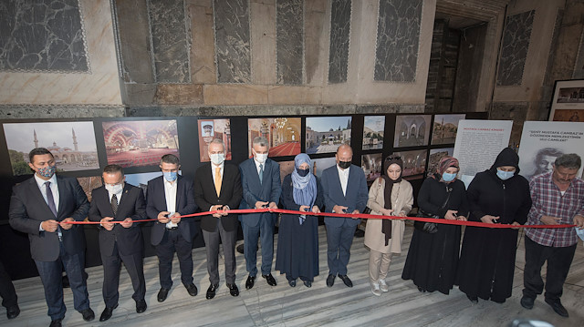 Ayasofya-i Kebir Cami-i Şerifi'nde "Şehit Mustafa Cambaz'ın Gözünden Memleketimin Ulu Camileri" sergisi gerçekleştirildi.