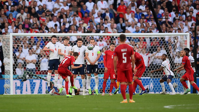 Damsgaard, İngiltere'nin EURO 2020'de yediği ilk golü atan isim oldu.