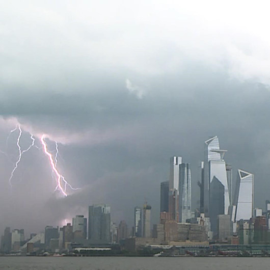 Tropikal kasırga Elsa New Yorka yaklaşıyor