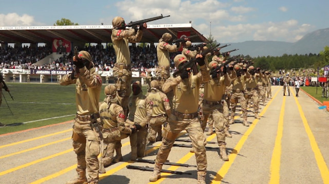 Jandarma komandolar terörle mücadele için hazır