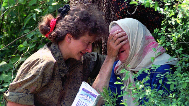 “Srebrenitsa devasa bir mezbahaya dönüyor&hellip;”