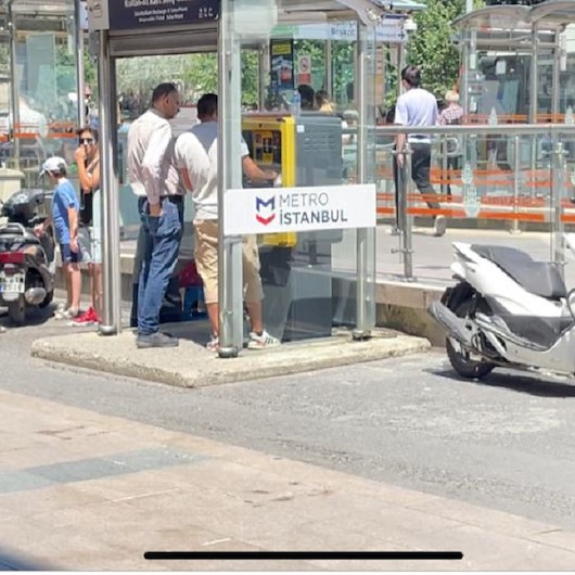 HES kodu karşılığında turistlerden para alan fırsatçı kendini böyle savundu: Para talep etmiyorum onlar veriyor