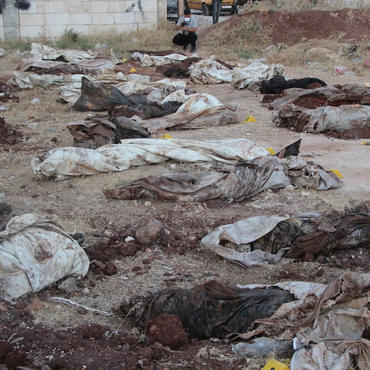Afrinde PKK vahşeti: 35 sivilin cansız bedeni toplu mezarda bulundu