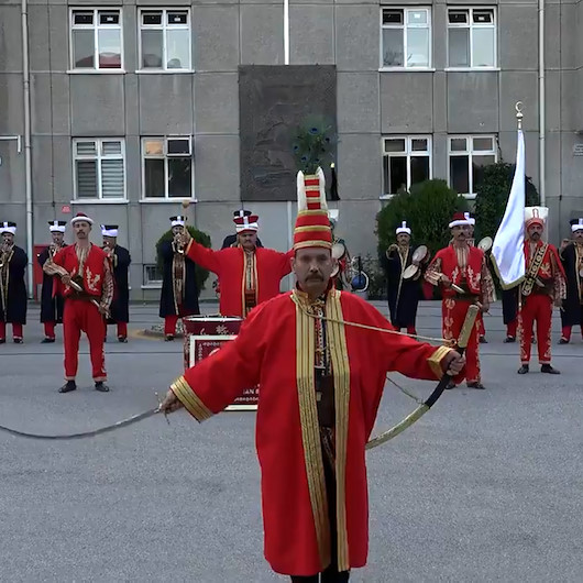 Mehteran Birlik Komutanlığı Demokrasi ve Milli Birlik Günü dolayısıyla konser icra etti