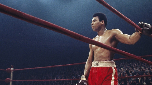 Muhammed Ali’ye

  
veda ederken

  
aklımda kalanlar: Bir yumruğun anatomisi
