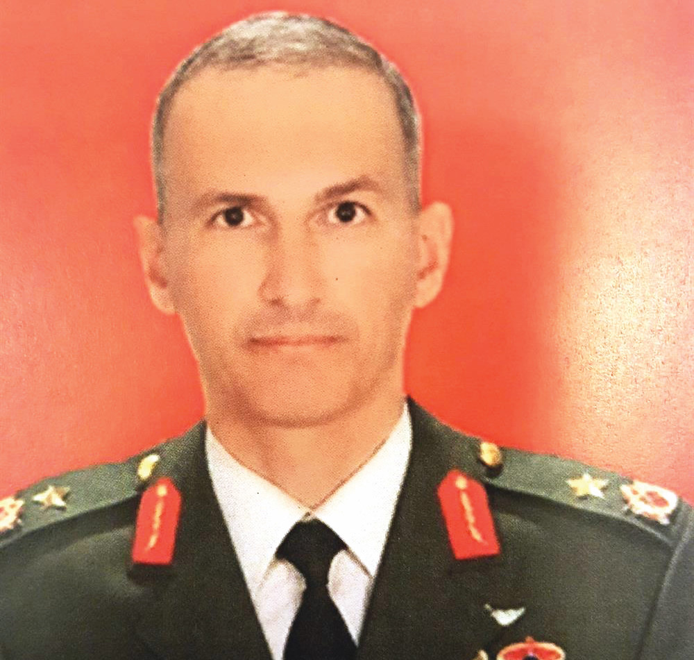 Semih Terzi