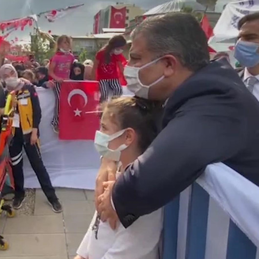 Çocukların Fahrettin Amcası