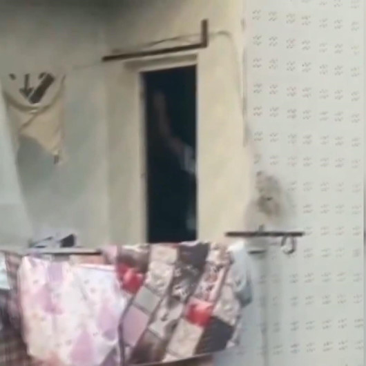 Küçükçekmecede çocuğunu tavana asarak dövdüğü iddia edilen baba polisi harekete geçirdi