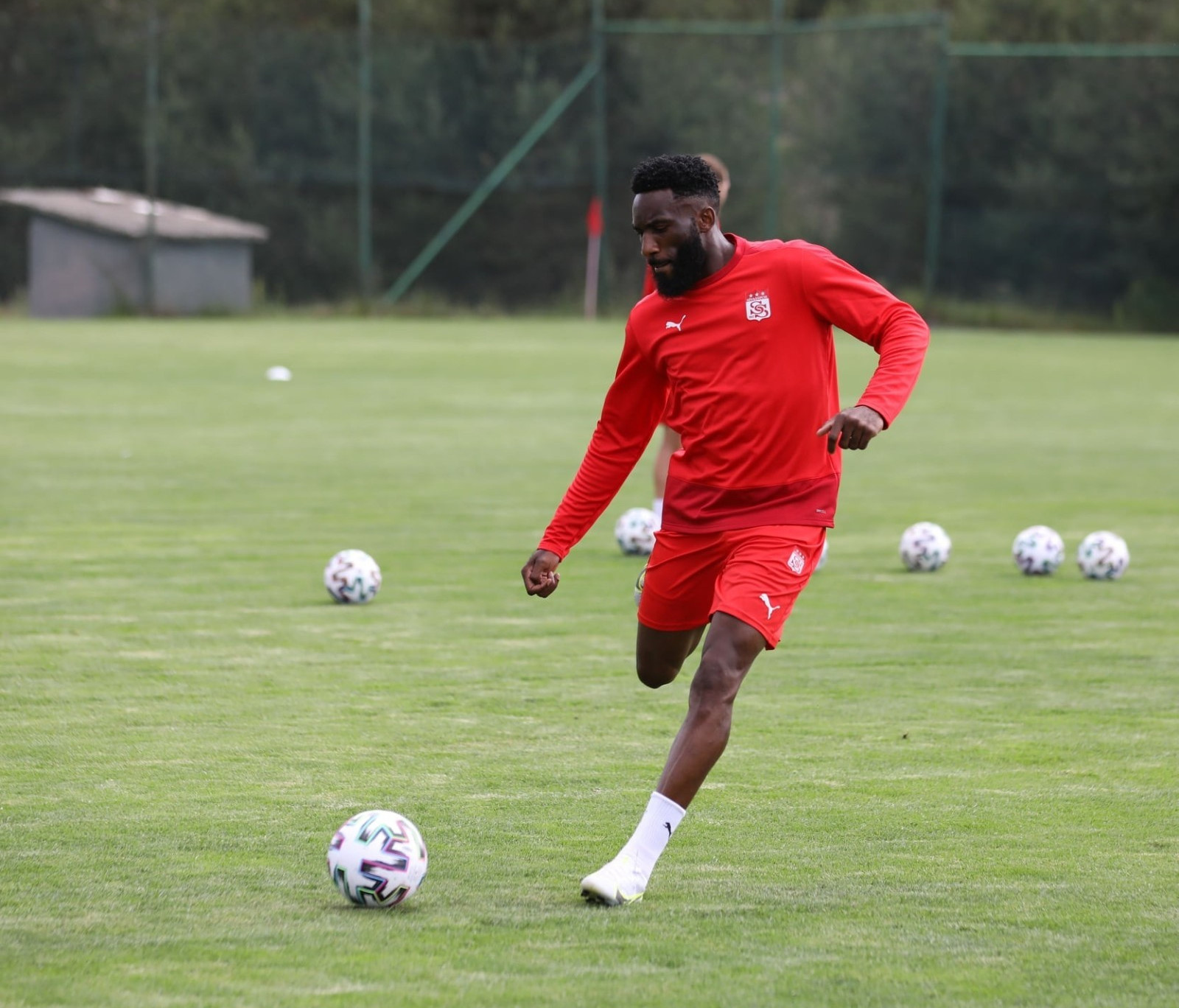 Aaron Appindangoye