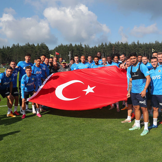 Göztepe Kemal Ademi'nin peşinde
