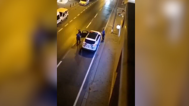 Ümraniye'de bıçaklı saldırgan bacağından vurularak etkisiz hale getirildi