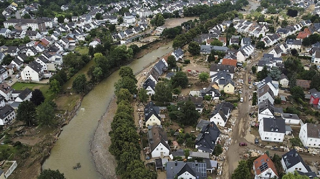 Almanya'da aşırı yağışların neden olduğu sel ve su baskınlarında ölenlerin sayısının 176’ya yükseldiği bildirildi.