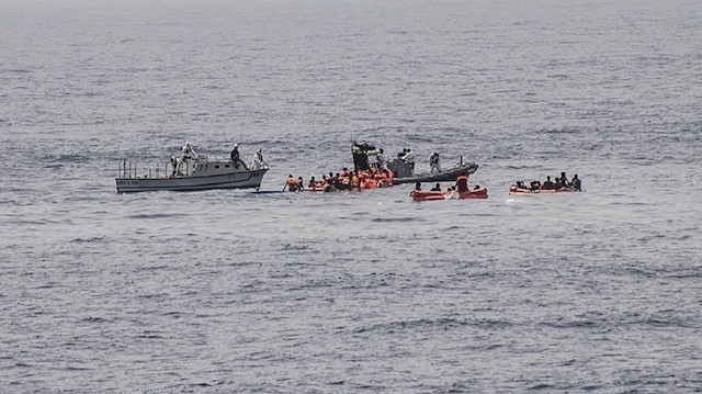 تونس تنقذ 175 مهاجرًا قبالة سواحلها