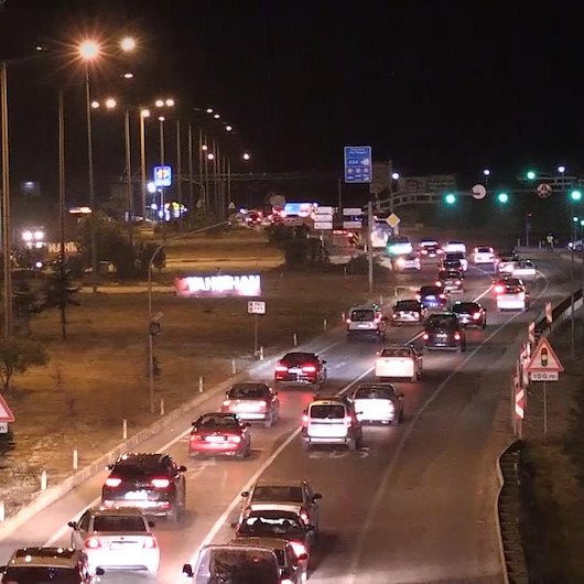 Bayram tatilinden dönüş trafikte yoğunluk oluşturdu