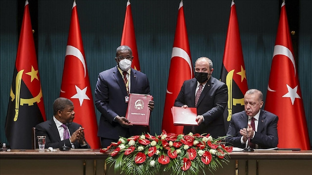 تركيا وأنغولا توقعان 10 اتفاقيات في مجالات متعددة
