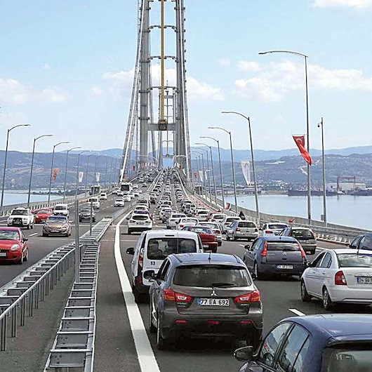 Osmangazi Köprüsü rekor kırdı: Bir günde 64.406 araç geçti