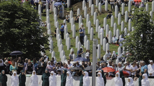 البوسنة.. قانون "معاقبة منكري الإبادة الجماعية" يدخل حيز التنفيذ