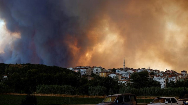 رئيس بلدية أنطاليا: 34 قرية تضررت من حرائق الغابات حتى الآن