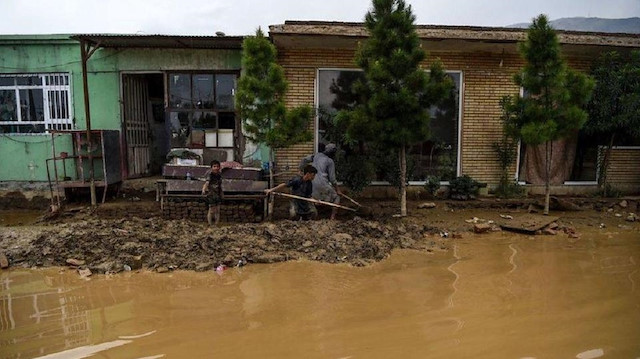60 قتيلاً وعشرات المفقودين جراء فيضانات عارمة شرقي أفغانستان