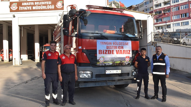 Amasya Belediyesi, Antalya’da görev almak üzere bölgeye bir itfaiye aracı ve 3 personel gönderdi.