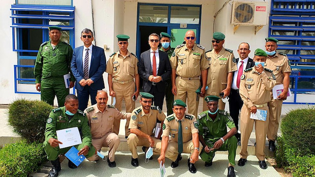 معهد "يونس إمره" يختتم دورة تعليم التركية لضباط موريتانيين