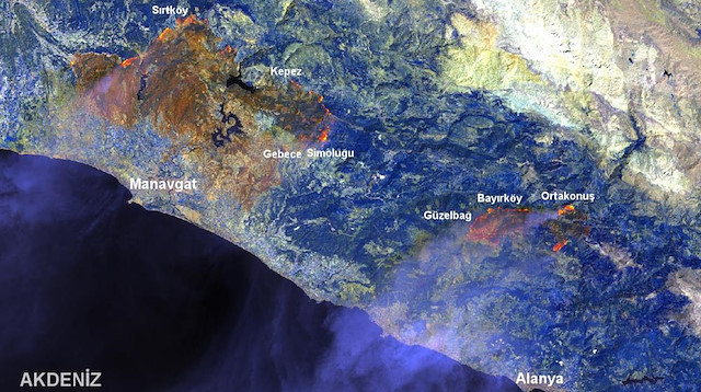 Yangının etkilediği alanın, İleri Uzaktan Algılama Teknoloji Laboratuvarı'nda optik ve termal uydu görüntüleri kullanılarak haritalandırıldığı bildirildi.
