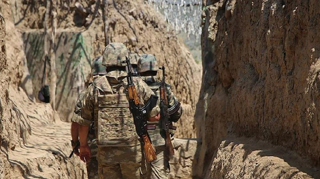 قوات أرمينية تستهدف مواقع أذربيجانية على الحدود