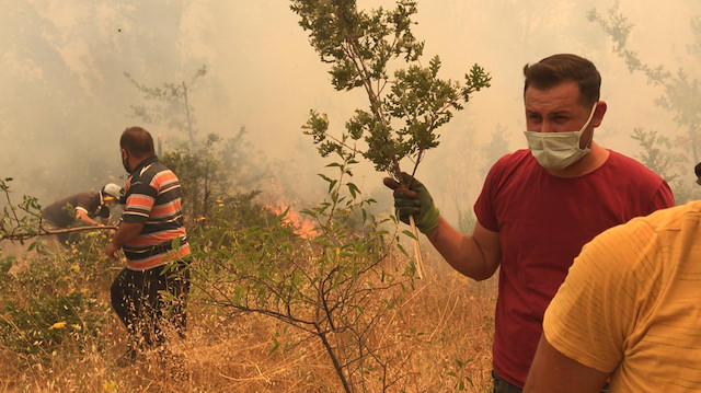 Antalya'nın Gündoğmuş ilçesinde orman yangınları etkili oldu. 