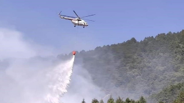 أذربيجان ترسل فريق إطفاء لدعم تركيا في إخماد حرائق الغابات