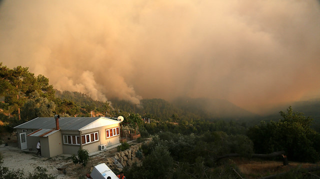 Manavgat'ta çıkan yangın bir haftadır devam ediyor. 