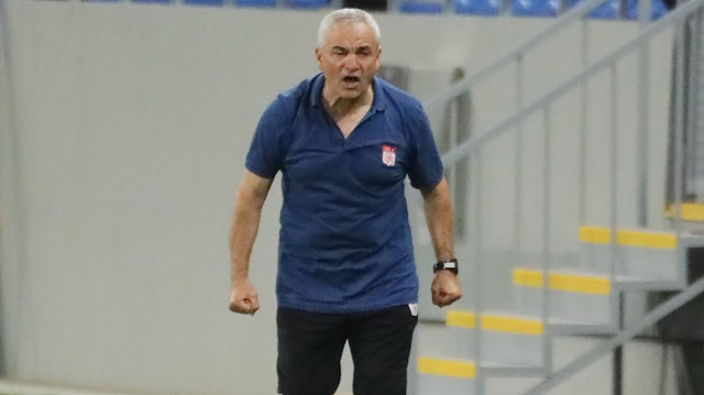 Sivasspor Teknik Direktörü Rıza Çalımbay.