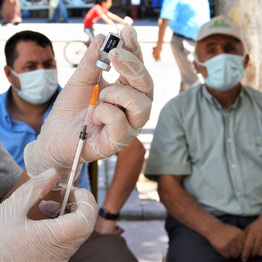 Koronavirüsle mücadele kapsamında ülke genelinde 75 milyon dozdan fazla aşı uygulandı