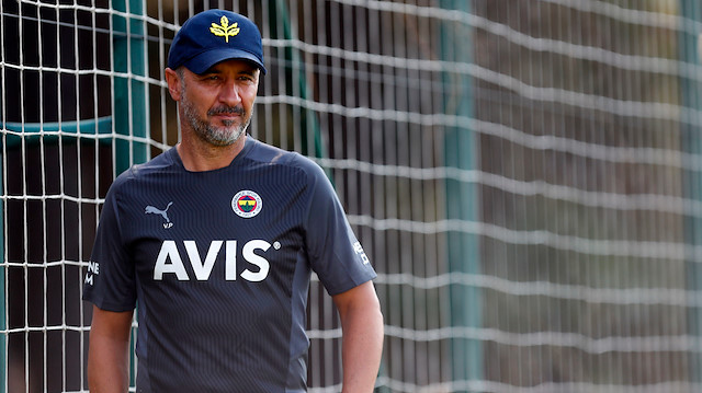 Fenerbahçe Teknik Direktörü Vitor Pereira