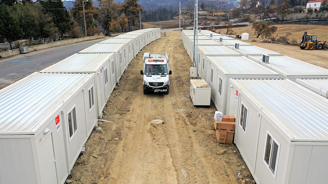 Manavgat'ta afetzedeler için konteynerler kuruldu.
