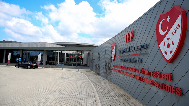 Türkiye Futbol Federasyonu stadyuma giriş şartlarını yeniledi.