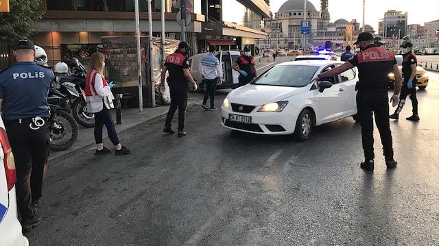 İstanbul'da 3602 polisin katılımıyla "Yeditepe huzur" asayiş uygulaması yapıldı
