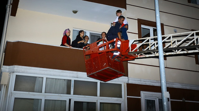 Bozkurt’ta meydana gelen sel felaketinin ardından bölgeye çok sayıda AFAD, JAK, UMKE ve itfaiye ekipleri sevk edildi.