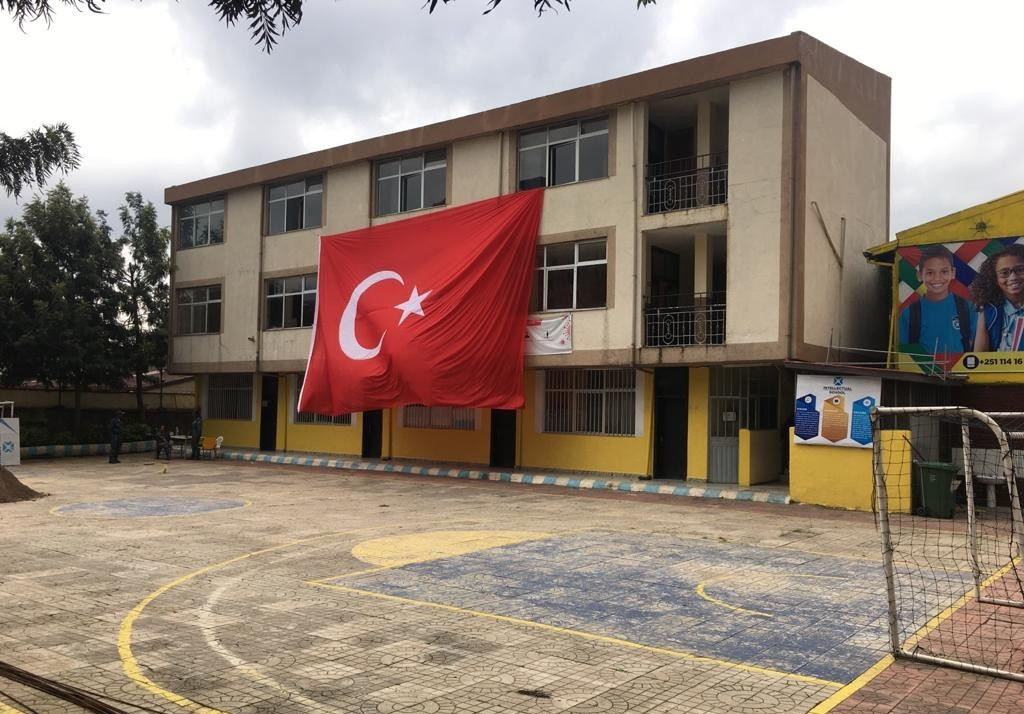 FETÖ'nün Etiyopya'daki 11 okulu Türkiye'ye devredildi.