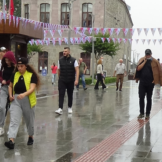 Karadenizde Delta varyantı alarmı: Yoğun bakımlar doluyor