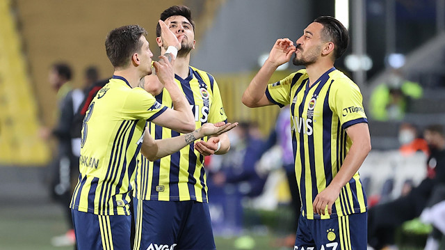 Fenerbahçeli futbolcuların gol sevinçleri