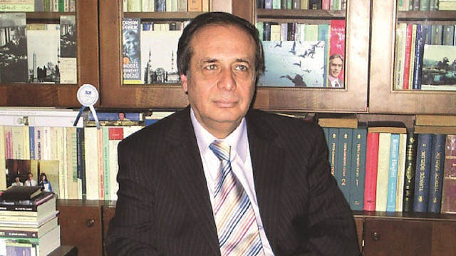 Prof. Dr. Abdullah Uçman