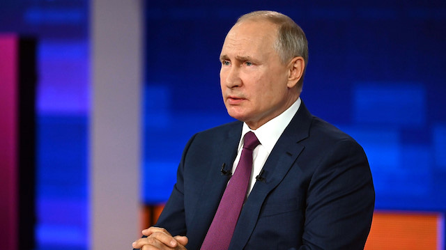 Rusya Devlet Başkanı Vladimir Putin'in Afganistan Özel Temsilcisi Zamir Kabulov, Afganistan'daki duruma ilişkin Birleşmiş Milletler Güvenlik Konseyinin (BMGK) acil toplanması için çalışmalar yürüttüğünü belirtti.