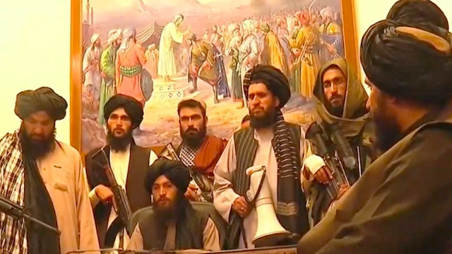 Taliban yönetimi de şaşkın: Bu kadar çabuk beklemiyorduk
