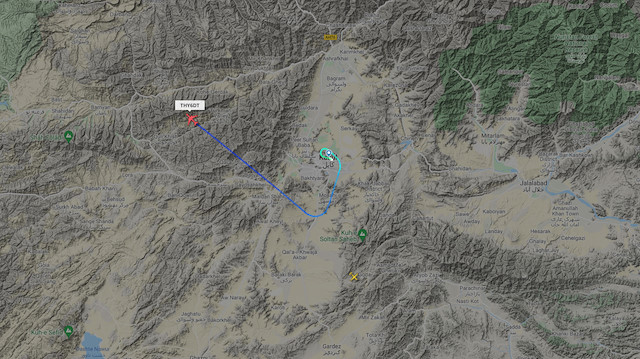 Afganistan'daki Türkleri tahliye eden THY uçağı Kabil Havalimanı'ndan kalktı