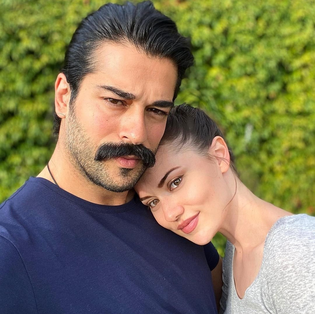 Burak Özçivit ve Fahriye Evcen