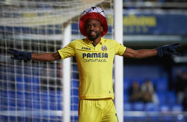 Bakambu Villarreal'de çıktığı 105 maçta 47 gol atma başarısı göstermişti.