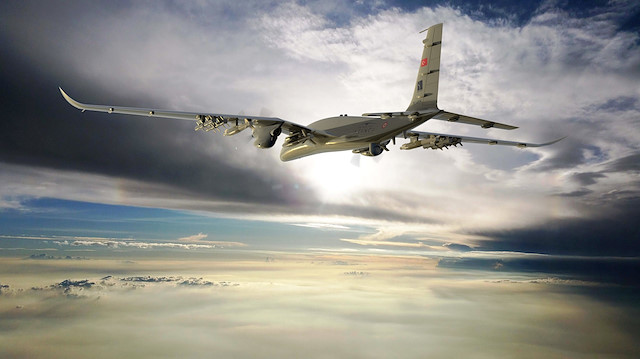 Türk savunma sanayisinin ihtiyaçları için çeşitli projeler yürüten Türkiye Bilimsel ve Teknolojik Araştırma Kurumu (TÜBİTAK) Savunma Sanayii Araştırma ve Geliştirme Enstitüsü (SAGE), farklı tipteki insansız hava araçlarıyla (İHA) kullanılmak üzere geliştirdiği mühimmatları 15'inci Uluslararası Savunma Sanayii Fuarı'nda (IDEF 2021) sergiliyor.