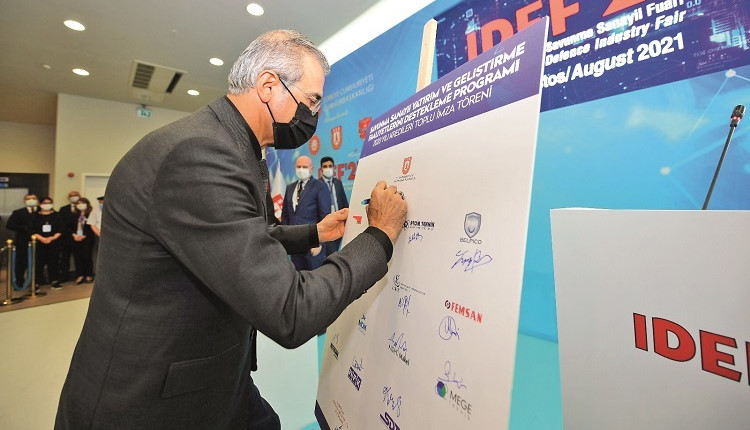 Savunma Sanayi Başkanı İsmail Demir, savunma sanayi projelerine verilecek destekleri onayladı.