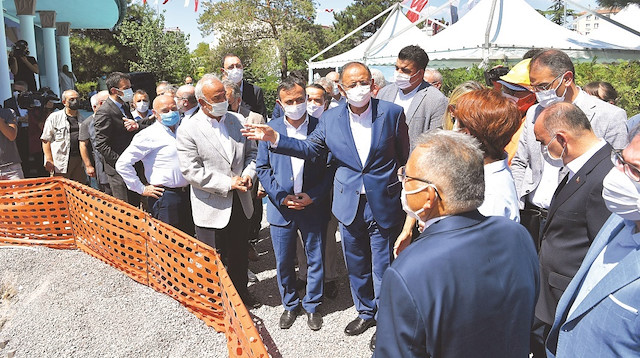 Başkan Büyükkılıç’ın müze kurulmasında öncü olduğunu ifade eden Başoğlu, başta Büyükkılıç olmak üzere emeği geçen herkese teşekkür etti.